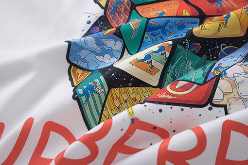 バーバリー 新しいプリントラウンドネック半袖Tシャツ
