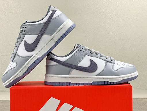 ナイキコピー MU GEN x Nike SB Dunk Low