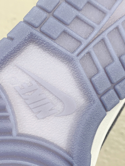ナイキコピー MU GEN x Nike SB Dunk Low
