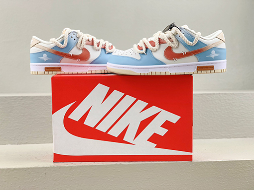 ナイキコピー MU GEN x Nike SB Dunk Low