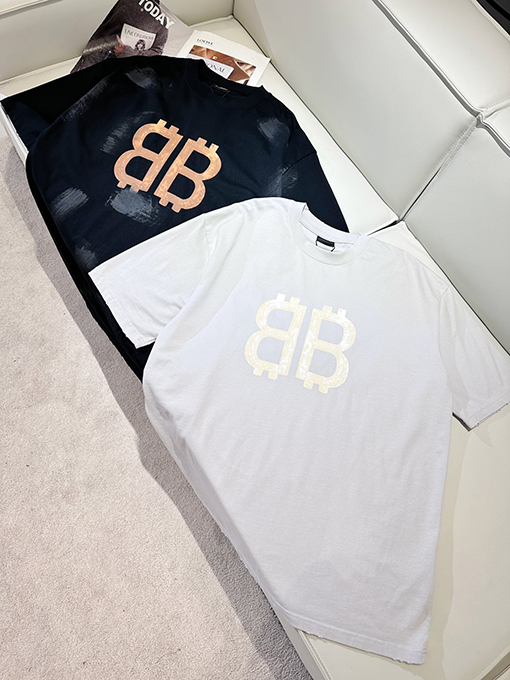 バレンシアガスーパーコピー   最新のビットコインプリント半袖Tシャツ