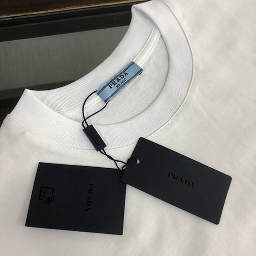 プラダ  プリント加工ロゴ半袖Tシャツ