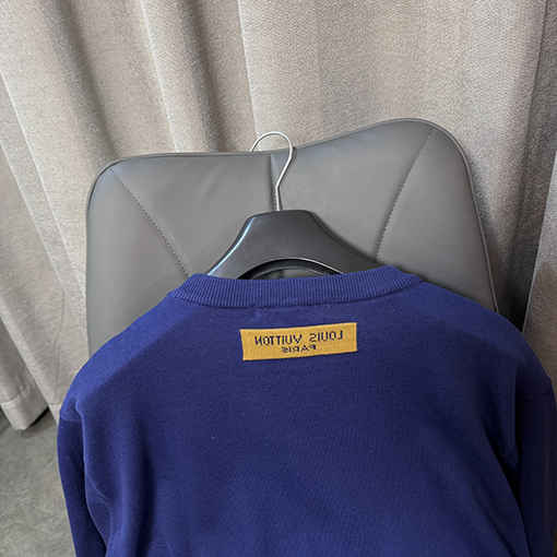 ルイヴィトンスーパーコピー   新しいピン編み半袖Tシャツ