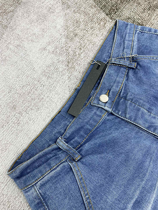アミリ ストレートシャンブレーデニムパンツ