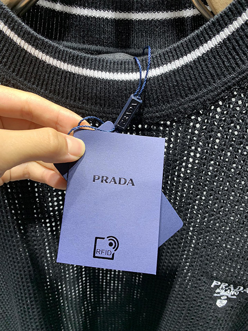 プラダ  シルクコットンブレンドクルーネックメッシュ半袖Tシャツ