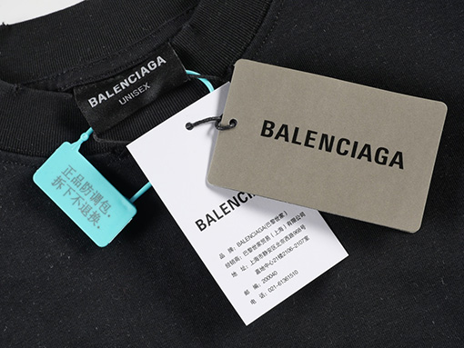 バレンシアガスーパーコピー    プリントされたアルファベットの長袖Tシャツ