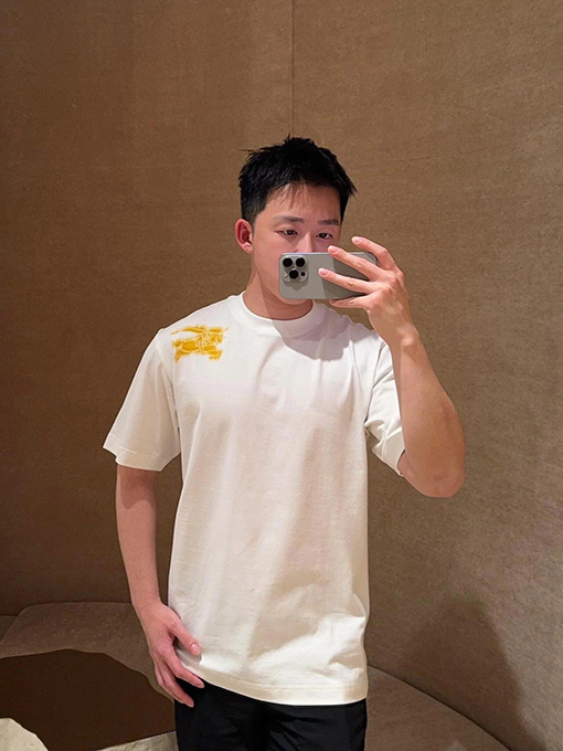 バーバリー   落書き軍馬クルーネック半袖Tシャツ