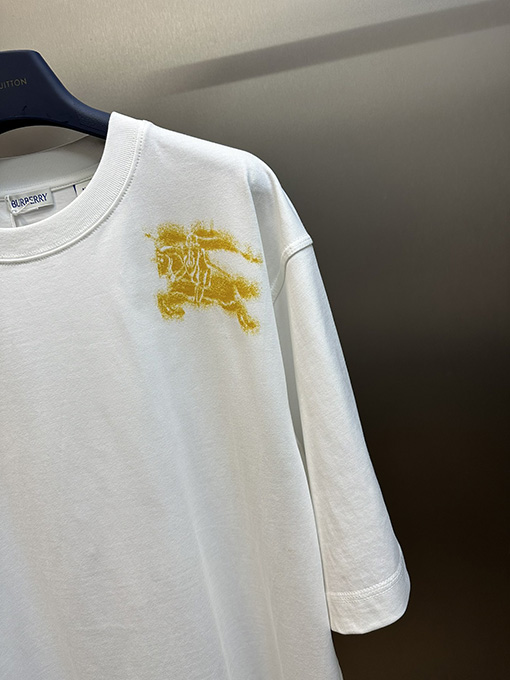 バーバリー   落書き軍馬クルーネック半袖Tシャツ