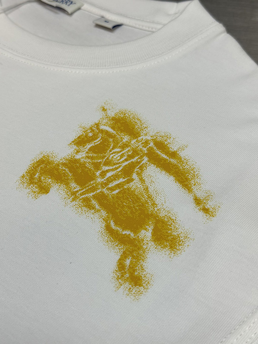 バーバリー   落書き軍馬クルーネック半袖Tシャツ