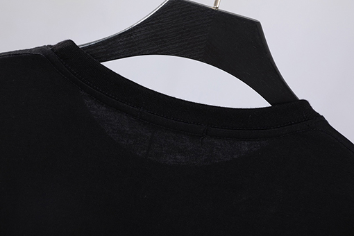 プラダ  クラシックな刺繍三角マークの後ろのデジタルプリント半袖Tシャツ