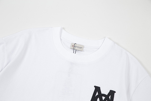 モンクレール  ロゴ入りショートスリーブTシャツ