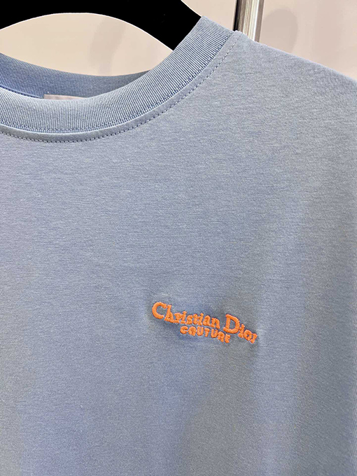 ディオール  新しい な刺繍の小さな文字の半袖Tシャツ