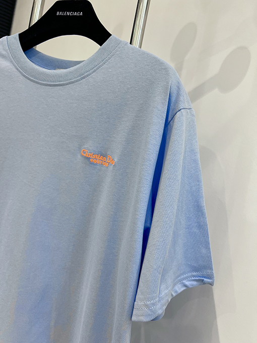 ディオール  新しい な刺繍の小さな文字の半袖Tシャツ