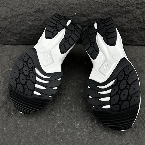 ルイヴィトンコピー Louis V RUN 55パーフェクトスニーカー