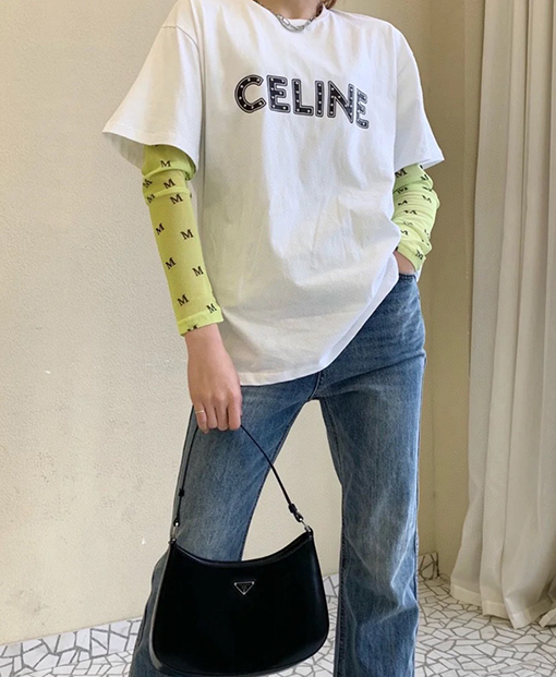 セリーヌ  ステッカーリベットレタープリントベーシック半袖Tシャツ