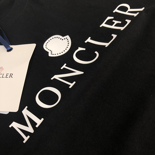 モンクレール  プリントロゴデザイン半袖Tシャツ