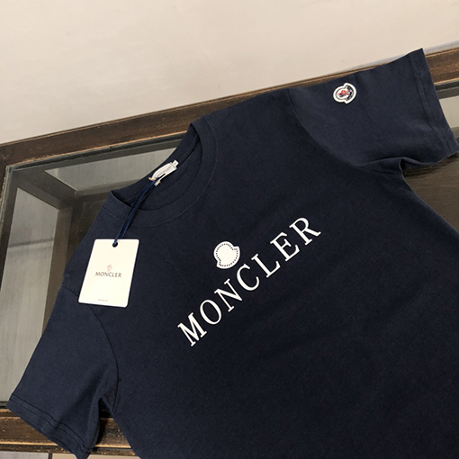 モンクレール  プリントロゴデザイン半袖Tシャツ