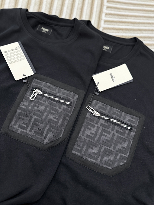 フェンディ  新しいファッションラウンドネック半袖Tシャツ