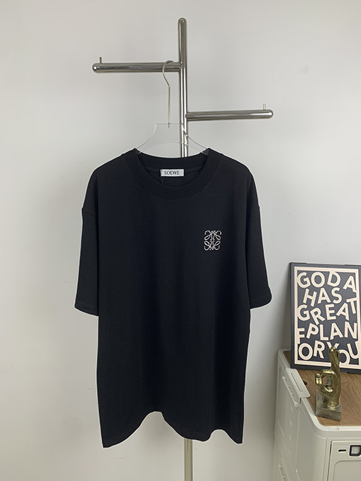 ロエベ  新しい小さなロゴの立体ロゴの半袖Tシャツ
