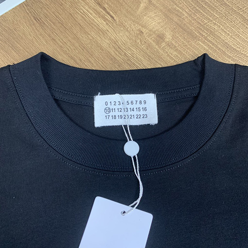 マルタンマルジェラ  新しい発泡カラー前後プリント半袖Tシャツ