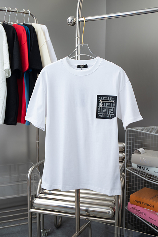 フェンディ  胸ジッパーポケットステッチ半袖Tシャツ