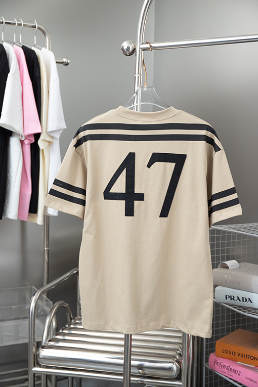 ディオールスーパーコピー  新しい47ロゴ刺繍ニット半袖Tシャツ