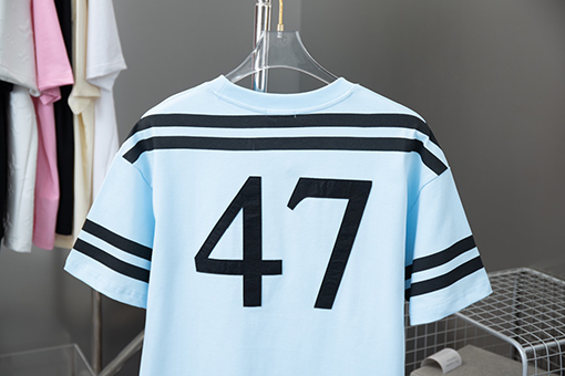 ディオールスーパーコピー  新しい47ロゴ刺繍ニット半袖Tシャツ