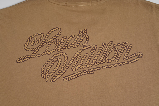ルイヴィトンコピー  胸と背中のロゴプリント半袖Tシャツ