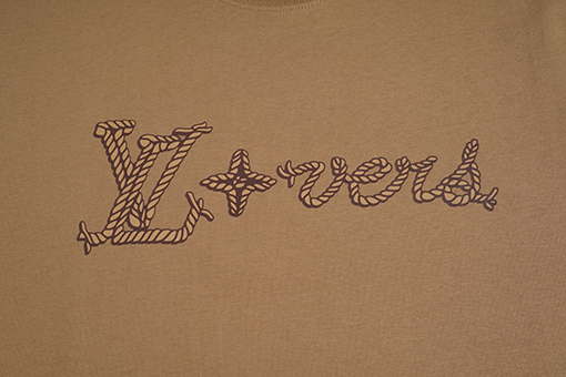 ルイヴィトンコピー  胸と背中のロゴプリント半袖Tシャツ