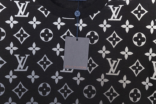 ルイヴィトンコピー   新しいグラデーションアルファベット カップルカジュアル半袖Tシャツ
