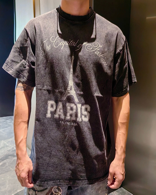 バレンシアガ  新しい鉄塔アルファベットウォッシュ古いプリントTシャツ