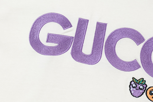 グッチ  ロゴ刺繍クラシックラウンドネック半袖Tシャツ