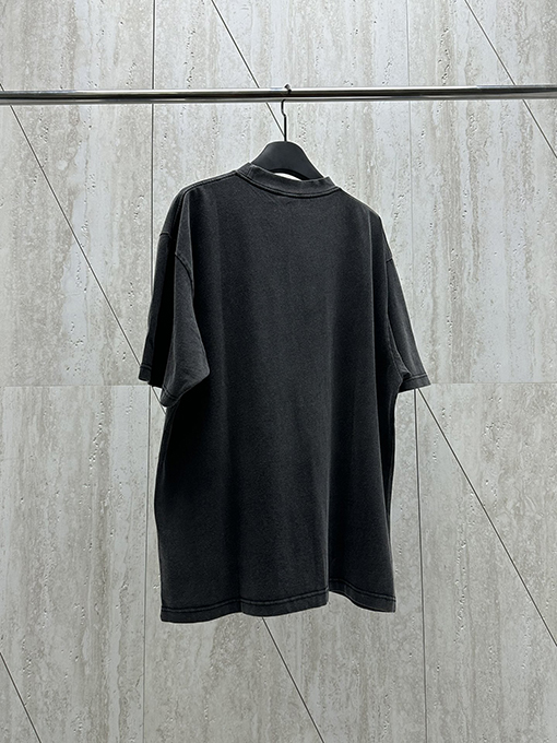 バレンシアガ ファッショナブルな都市夜景Tシャツ
