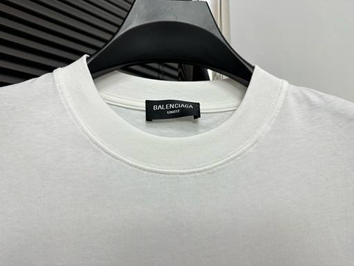 グッチXバレンシアガ ベルベットクルーネックTシャツ