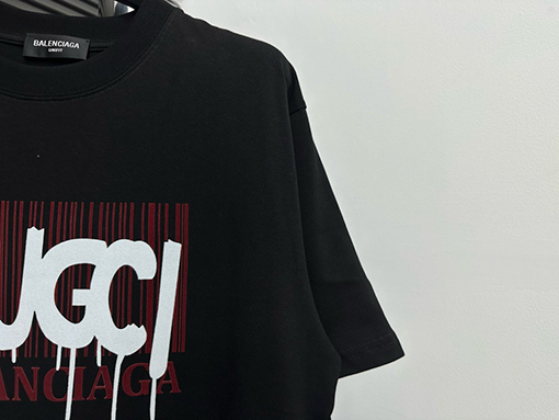 グッチXバレンシアガ ベルベットクルーネックTシャツ