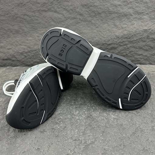 ディオールスーパーコピー   Dior Obliqueキャンバススニーカー