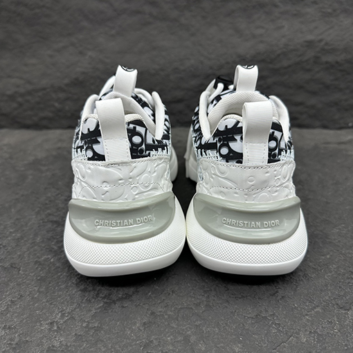 ディオールスーパーコピー   Dior Obliqueキャンバススニーカー