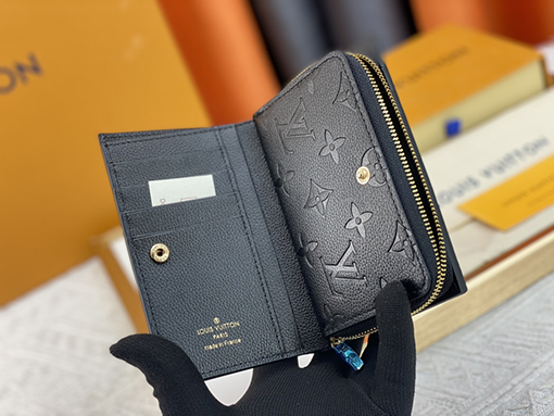 ルイヴィトン  エンボス加工 多機能ミニ 財布 M60235