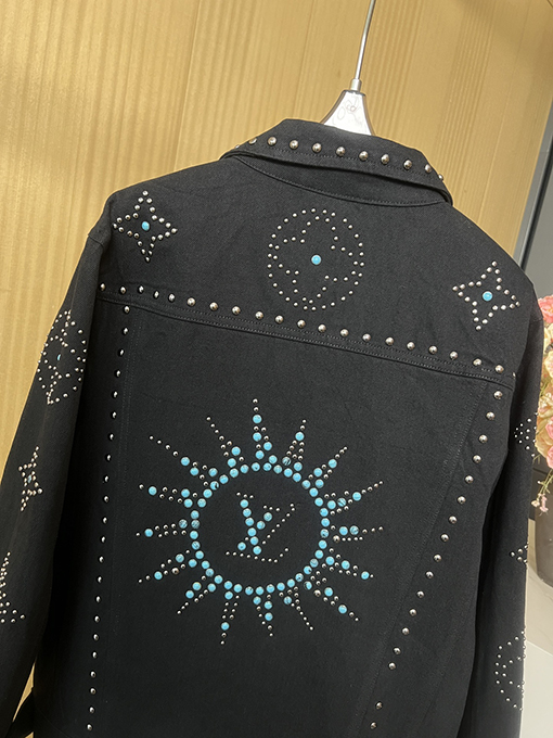 ルイヴィトン レディース24 FW 秋冬新作リベット装飾ロゴフラワーデニムジャケット