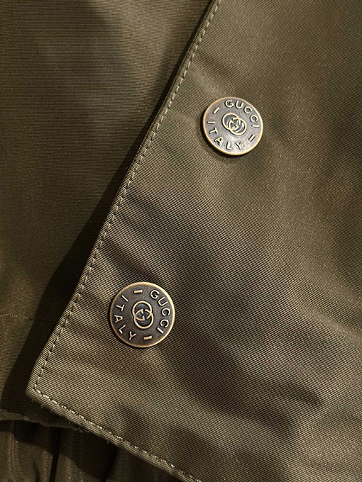 グッチ 新しい防水ジッパージャケット