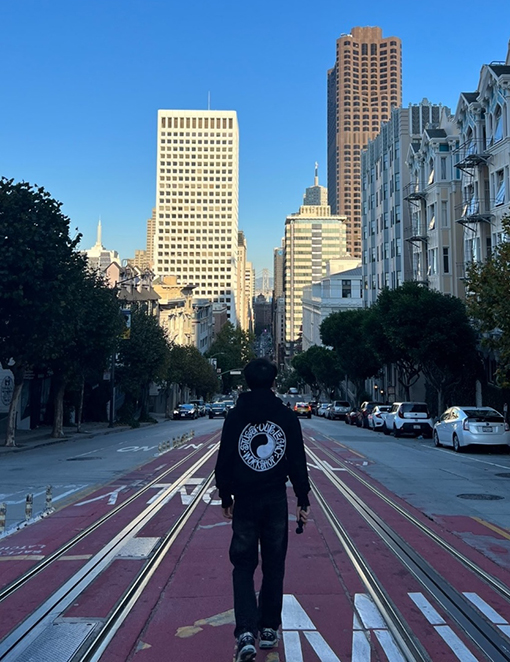 Stussy x OUR LEGACYコラボ太極パーカー