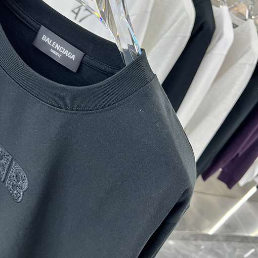 バレンシアガ 刺繍ラウンドネック長袖Tシャツ