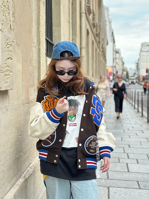 シュプリーム  秋冬コレクションTIGER VARSITY JACKET刺繍ラベリングタイガーベースボール服