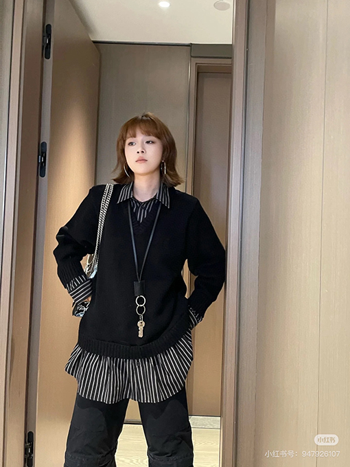 バレンシアガ 24FW フェイクステッチウールニットクルーネック
