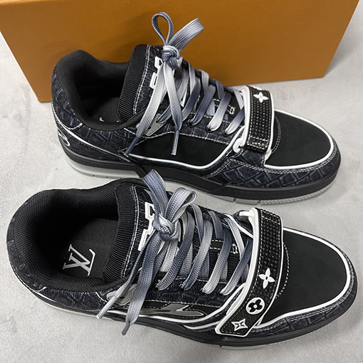 ルイヴィトンコピー Louis V Trainer Sneaker 24FW マジックテープシリーズ スニーカー