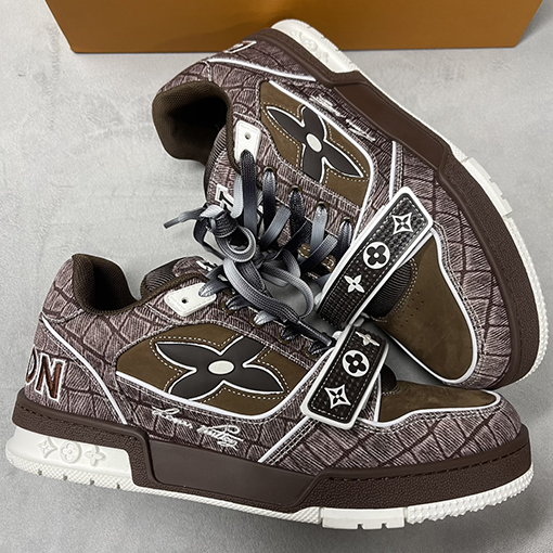 ルイヴィトンコピー Louis V Trainer Sneaker 24FW マジックテープシリーズ スニーカー