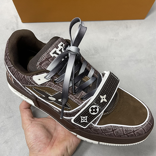 ルイヴィトンコピー Louis V Trainer Sneaker 24FW マジックテープシリーズ スニーカー