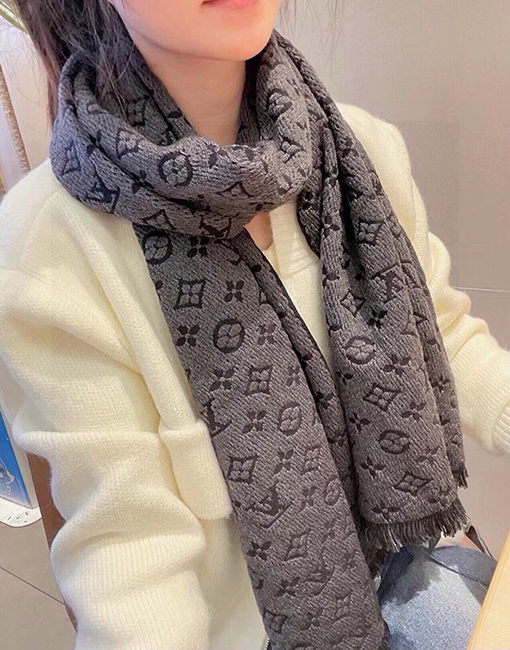 ルイヴィトンLVメンズスカーフ