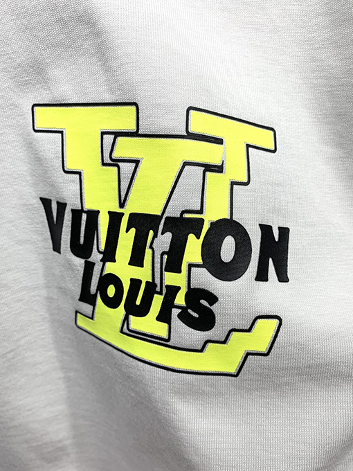 ルイヴィトン新しいのプリントTシャツ