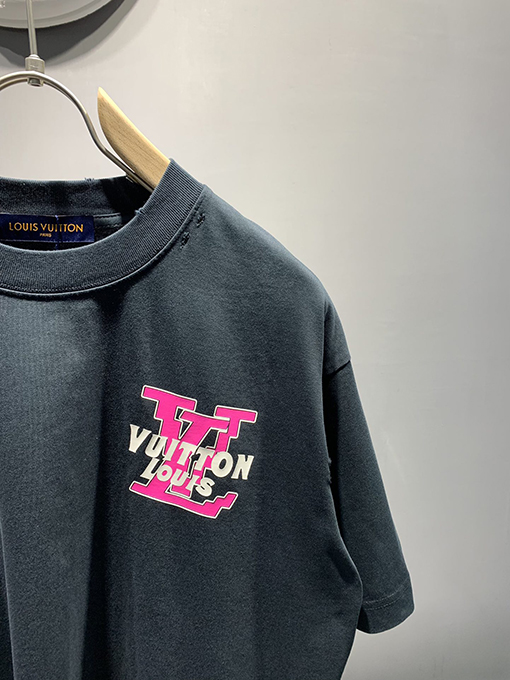 ルイヴィトン新しいのプリントTシャツ